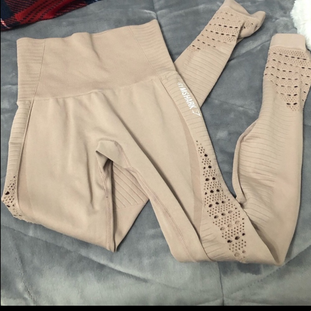 Taupe Gymshark Seamless Leggings